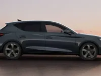 Nowe Cupra Leon 150 KM (110 kW) 2026 Niebieski Sedan/Limuzyna