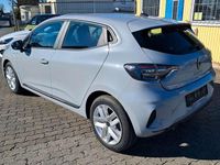 Neu Renault Clio V 91 PS (66 kW) 2026 Blau  grau  schwarz Kleinwagen