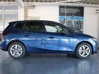 Gebraucht BMW 216 Active Tourer 122 PS (89 kW) 2024 Phytonicblau metallic Van / Kleinbus
