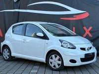 Gebraucht Toyota Aygo 69 PS (50 kW) 2014 Weiß Kleinwagen