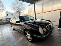 Gebraucht Mercedes 280 231 PS (169 kW) 2002 Schwarz Kombi