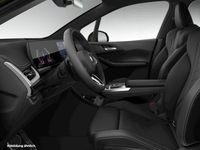 Gebraucht BMW 220 Active Tourer M Sport 156 PS (114 kW) 2025 Grün Van / Kleinbus
