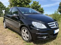 Gebraucht Mercedes B200 136 PS (100 kW) 2011 Schwarz Kleinwagen
