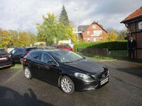 Gebraucht Volvo V40 Summum 190 PS (139 kW) 2015 Onyx black / metallic