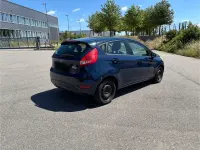 Gebraucht Ford Fiesta 90 PS (66 kW) 2008 Blau Kleinwagen