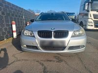Gebraucht BMW 320 143 PS (105 kW) 2007 Silber Kombi