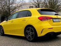 Gebraucht Mercedes A180 AMG line 136 PS (100 kW) 2019 Gelb Limousine