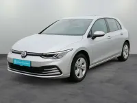 Gebraucht VW Golf VIII Life 131 PS (96 kW) 2022 Reflexsilber metallic Limousine