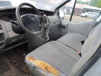 Gebraucht Opel Vivaro 135 PS (99 kW) 2005 Silber Van / Kleinbus