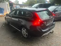 Gebraucht Volvo V60 163 PS (119 kW) 2011 Schwarz Kombi