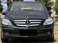 Gebraucht Mercedes B200 136 PS (100 kW) 2007 Kosmosschwarz  metalliclack Van / Kleinbus