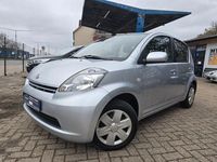 Gebraucht Daihatsu Sirion 69 PS (50 kW) 2007 Silber Kleinwagen