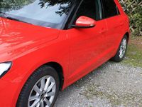 Gebraucht Audi A1 Sportback Advanced 110 PS (80 kW) 2022 Rot Kleinwagen