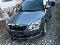 Gebraucht Skoda Roomster 90 PS (66 kW) 2012 Silber Van / Kleinbus