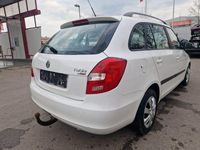Gebraucht Skoda Fabia Elegance 90 PS (66 kW) 2010 Weiß Kombi