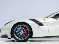 Second-hand Ferrari F12 780 CP (573 kW) 2017 Alb Coupe