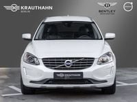 Gebraucht Volvo XC60 Summum 190 PS (139 kW) 2017 Crystal white pearl / metallic (metallic) SUV