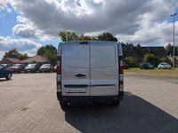 Neu Renault Trafic 170 PS (125 kW) 2025 Silber Van / Kleinbus