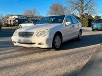 Gebraucht Mercedes C200 116 PS (85 kW) 2003 Weiß Kleinwagen