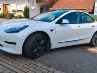 Gebraucht Tesla Model 3 Standard Range 208 kW (283 PS) 2023 Weiß Limousine