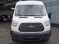 Gebraucht Ford Transit Trend 131 PS (96 kW) 2019 Weiß Van / Kleinbus