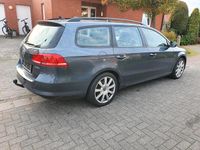 Gebraucht VW Passat 105 PS (77 kW) 2014 Grau Kombi