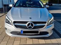 Gebraucht Mercedes CLA180 Shooting Brake 122 PS (89 kW) 2017 Silber Kombi