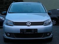 Gebraucht VW Touran Match 105 PS (77 kW) 2013 Silber Van / Kleinbus