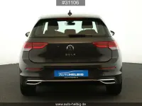 Gebraucht VW Golf VIII Style 131 PS (96 kW) 2024 Grau Limousine