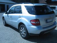 Gebraucht Mercedes ML280 190 PS (139 kW) 2007 Silber SUV