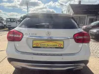 Gebraucht Mercedes GLA200 156 PS (114 kW) 2014 Calcitweiss  unilack SUV