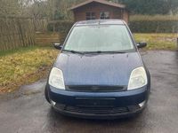 Usata Ford Fiesta 69 CV (50 kW) 2003 Blu Utilitaria