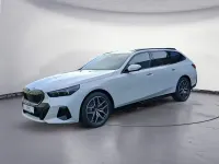 Używany BMW 520 Performance 197 KM (144 kW) 2026 Biały Kombi