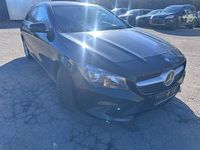 Gebraucht Mercedes CLA200 136 PS (100 kW) 2015 Schwarz Limousine