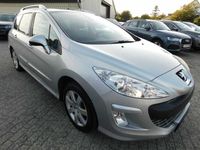 Gebraucht Peugeot 308 Premium 120 PS (88 kW) 2011 Silber Kombi
