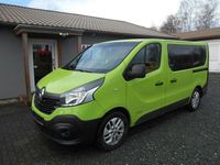 Gebraucht Renault Trafic Expression 125 PS (91 kW) 2017 Grün Van / Kleinbus