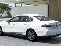 Neu BMW 540 303 PS (222 kW) 2025 Weiß Limousine