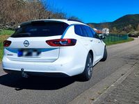 Usado Opel Insignia 170 HP (125 kW) 2019 Branco Carrinha