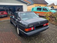 Gebraucht Mercedes 190 118 PS (86 kW) 1990 Grau Limousine