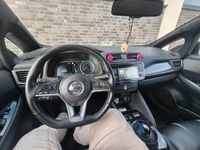 Gebraucht Nissan Leaf Tekna 110 kW (150 PS) 2018 Weiß Kleinwagen