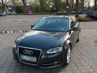 Gebraucht Audi A3 Basis 140 PS (102 kW) 2010 Grau Kleinwagen