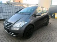Gebraucht Mercedes A160 95 PS (69 kW) 2010 Grau Limousine
