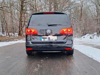 Gebraucht VW Touran 140 PS (102 kW) 2011 Schwarz Van / Kleinbus