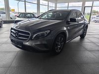 Gebraucht Mercedes GLA200 136 PS (100 kW) 2016 Grau SUV
