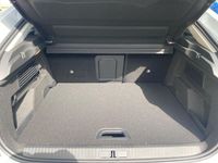 Gebraucht Citroën C4 136 PS (100 kW) 2025 Okenitweiß metallic Limousine