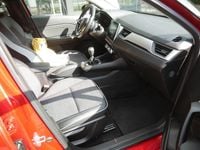 Gebraucht Renault Captur Techno 140 PS (102 kW) 2023 Rot SUV