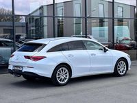 Gebraucht Mercedes CLA200 150 PS (110 kW) 2022 Digitalweiß Kombi