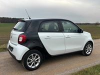 Gebraucht Smart ForFour 71 PS (52 kW) 2016 Weiß Kleinwagen