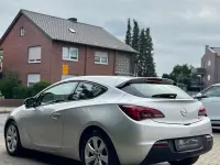 Gebraucht Opel Astra GTC Innovation 120 PS (88 kW) 2012 Silber Coupé