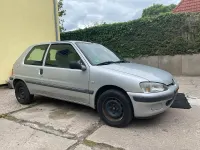 Gebraucht Peugeot 106 60 PS (44 kW) 2001 Silber Kleinwagen